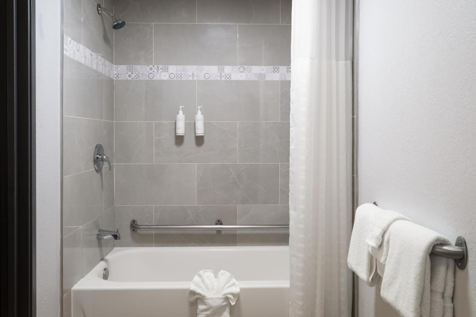 Days By Wyndham Worthington Hotel Columbus