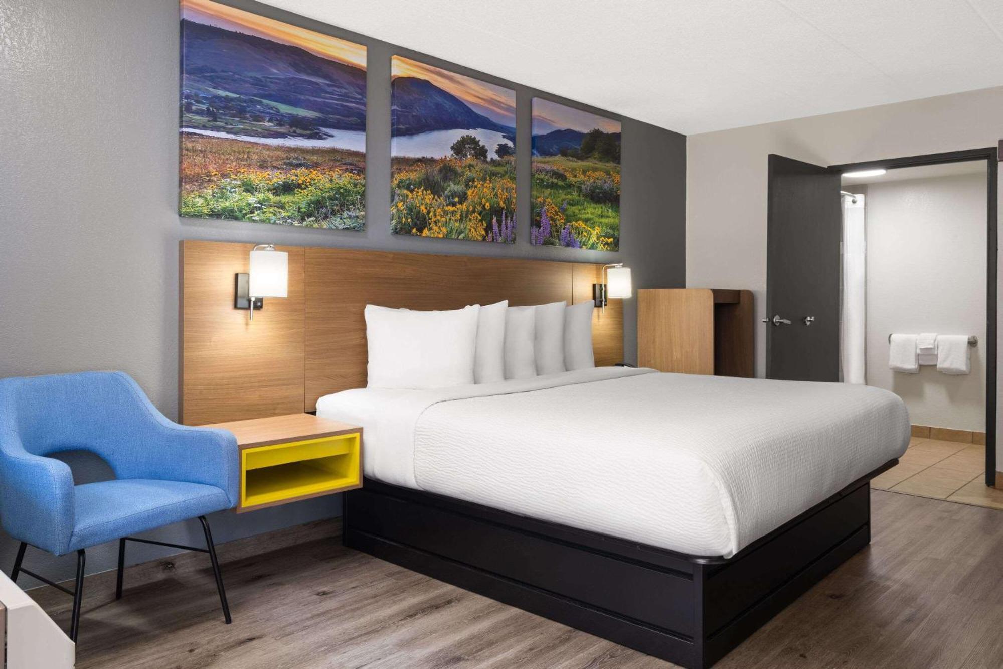 Days By Wyndham Worthington Hotel