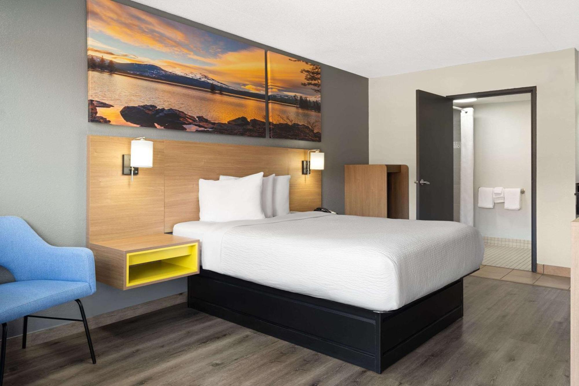 Hotel Days By Wyndham Worthington 2*